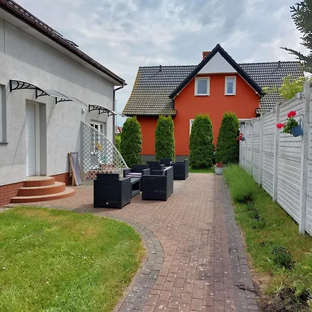 Sloneczne Ranczo Rowy Rowy (Pomerania)